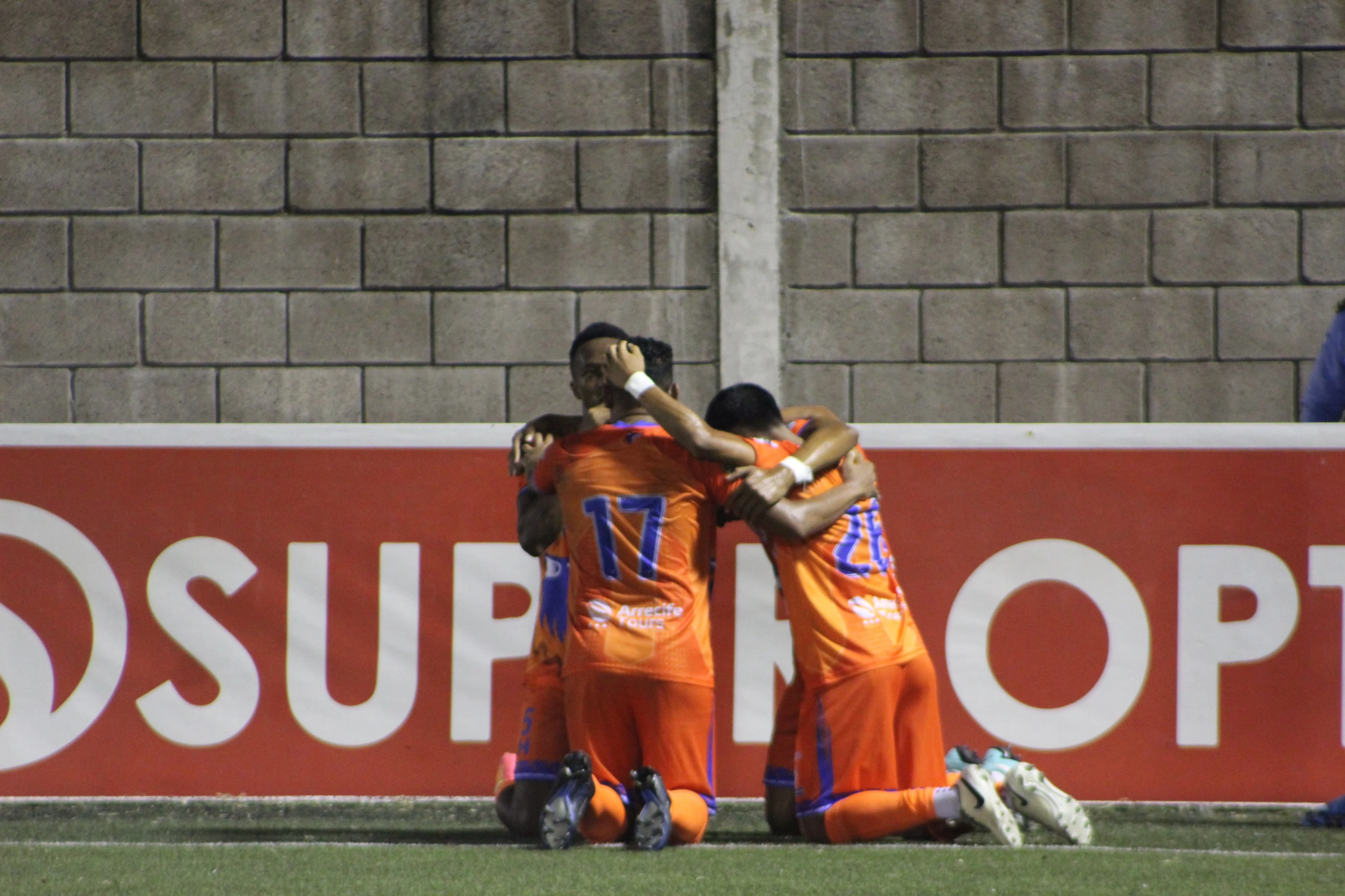 Lobos ganó 1-0 al Real España con anotación de Kimar Peña