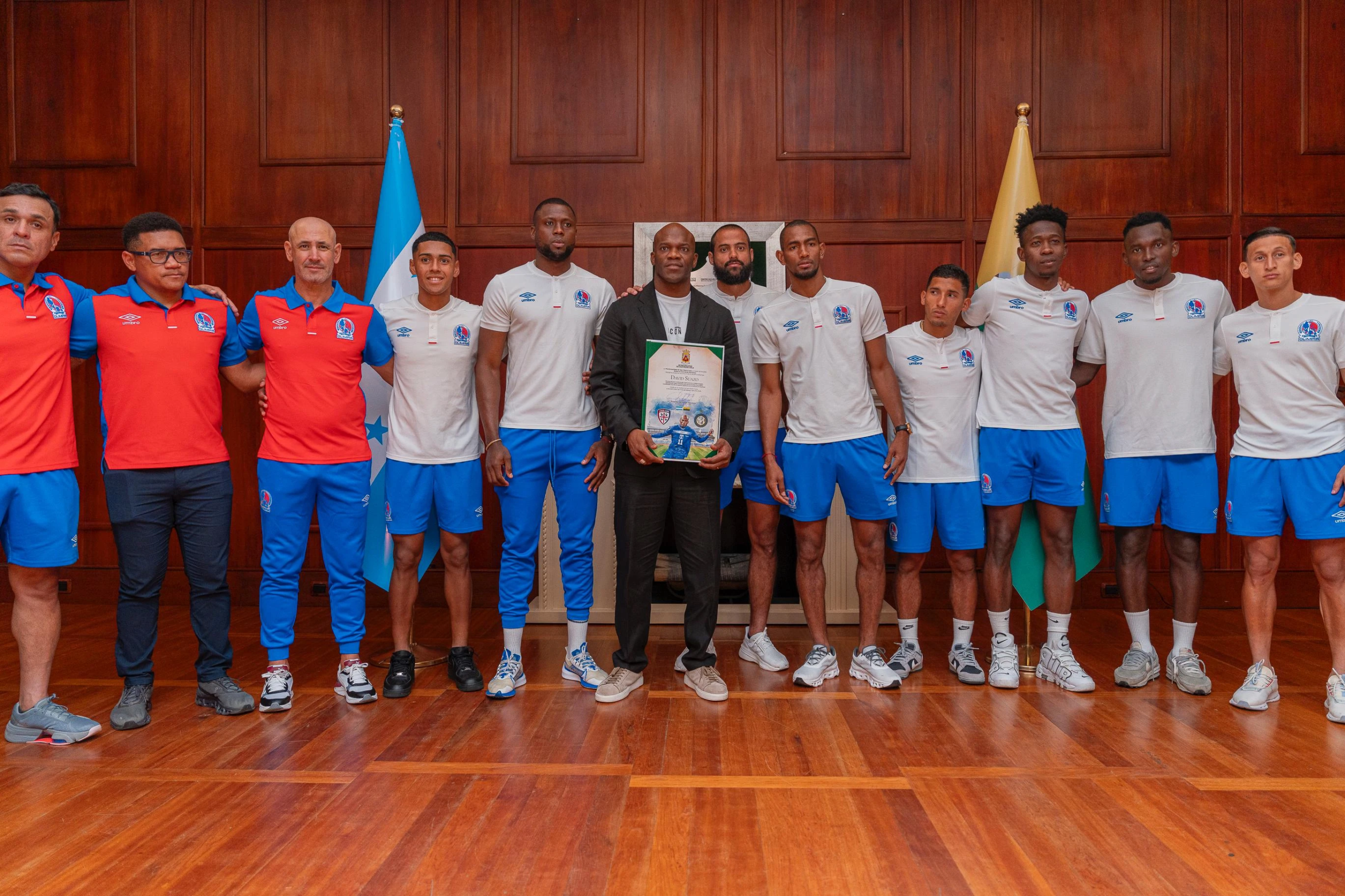 En el homenaje, estuvo presente también el Club Olimpia Deportivo.