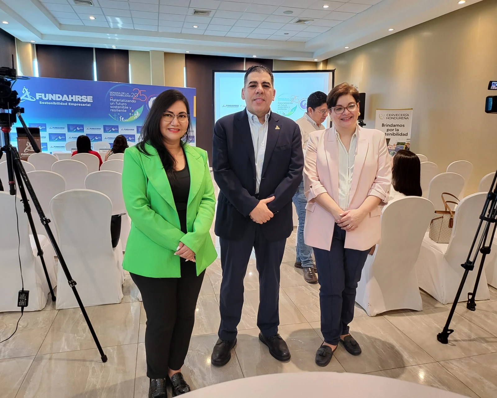 Los participantes de la Semana de la Sostenibilidad podrán asistir en diferentes actividades de aprendizaje programadas como: conferencias magistrales y paneles de expertos y de intercambio empresarial, visitas técnicas, encuentros por la resiliencia y la Expo Sostenibilidad, donde empresas líderes exponen sus iniciativas y programas de Sostenibilidad y Responsabilidad Social Empresarial.