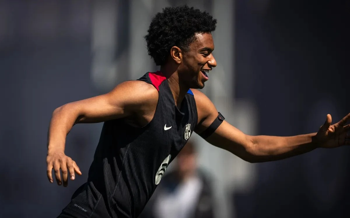 Alejandro Balde está listo para enfrentar al Real Madrid.