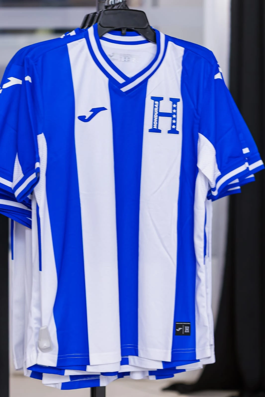 Esta camisa es la mas buscada por los aficionados